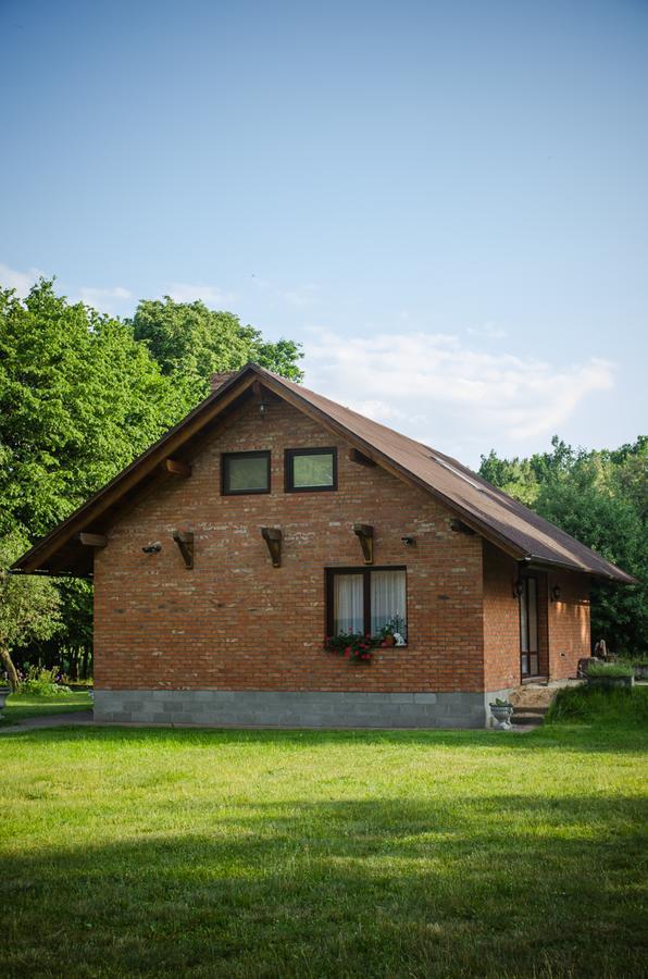 Usadba Bogach Hotel Kobryn Bagian luar foto