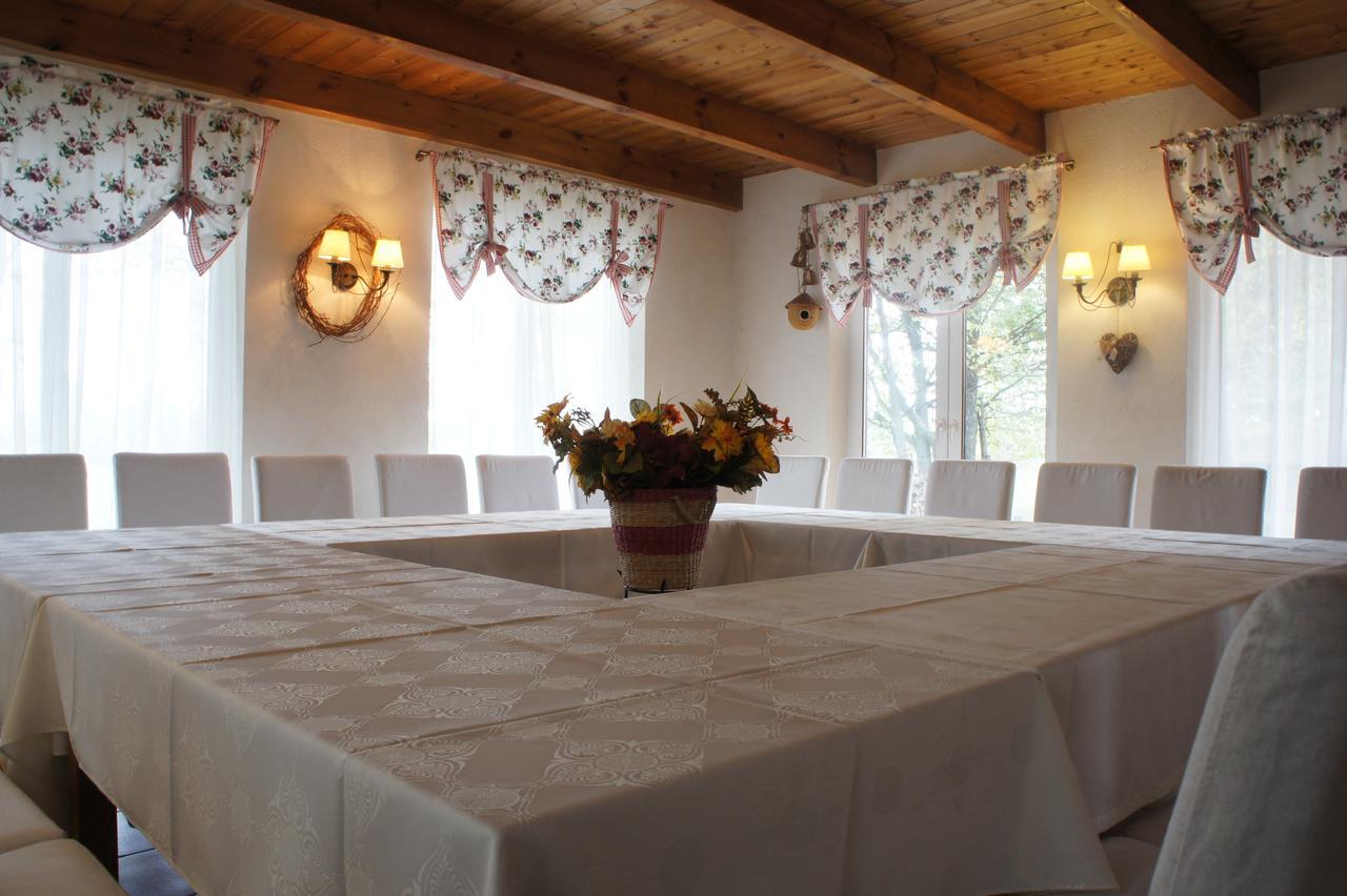Usadba Bogach Hotel Kobryn Bagian luar foto